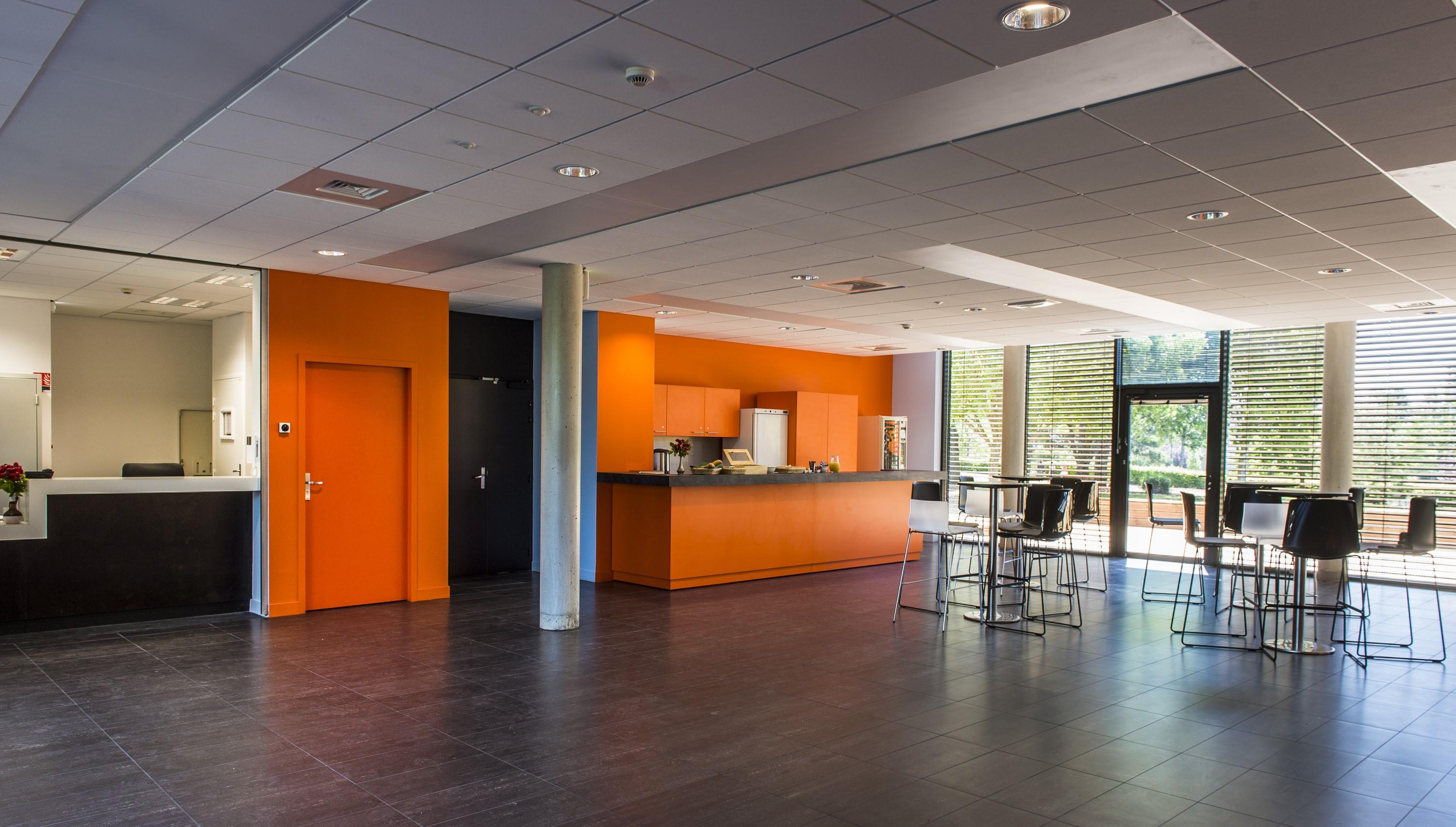 Adonis Dijon Maison Internationale Exterior photo